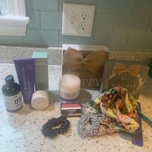 Ladies High-End Beauty Products in New Bag. Surprise Grab Bag!